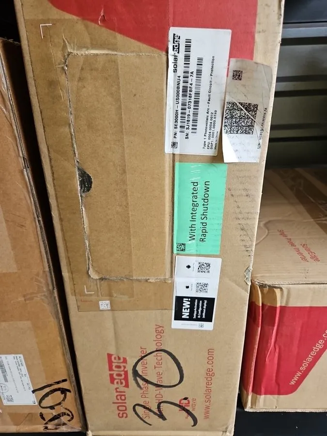 Инвертор SolarEdge SE3000H HD-Wave Grid-Tie Inverter 3000VA 240VAC