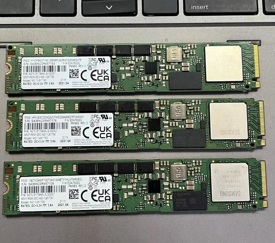 SSD-накопитель Samsung PM983 1.92TB SSD M.2 22110 PCIe Gen3 x4 NVMe MZ1LB1T9HALS