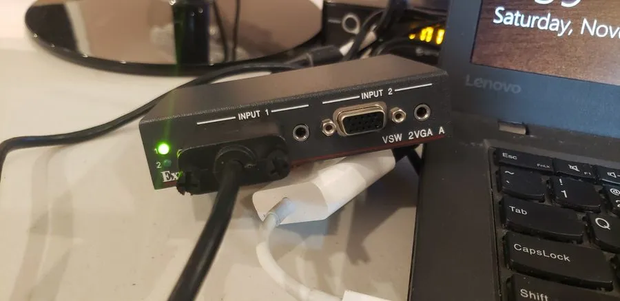 Видеокоммутатор Extron VSW 2VGA A 60-758-01 Two Input Stereo Audio Switcher — фото лота 1