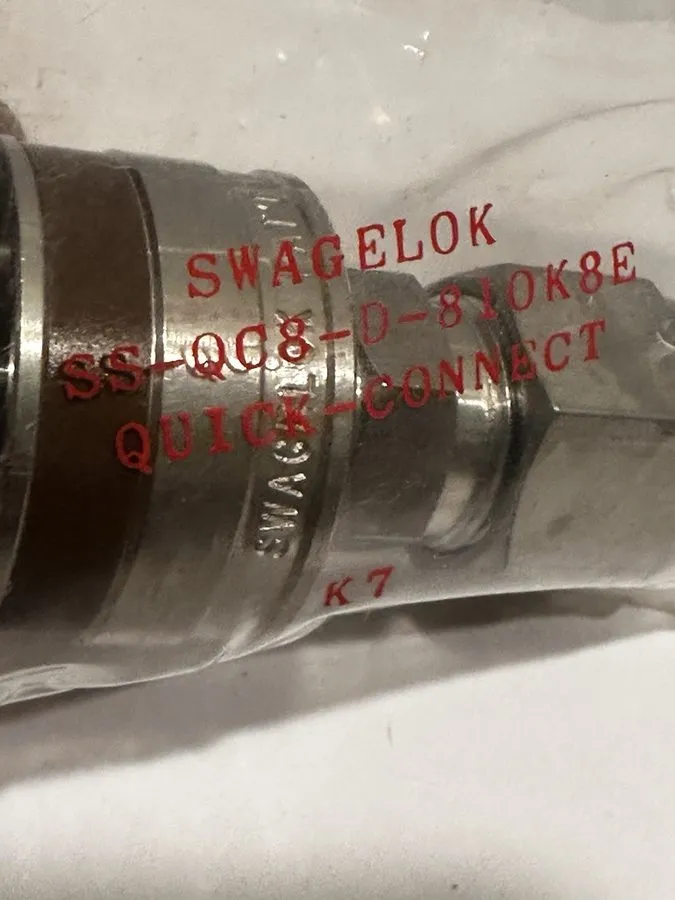 Трубопроводная арматура Swagelok SS-QC8-D-810K8E Quick Connect Stem With Valve 1 — фото лота 1