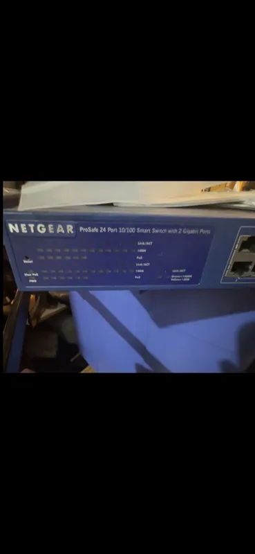 Коммутатор Netgear Prosafe FS726TP V1 24-Port 12-Port PoE Smart Ethernet Switch