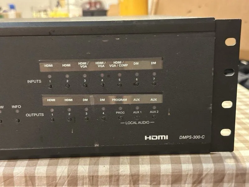 Видеокоммутатор Crestron DMPS-300-C DigitalMedia Presentation Switcher HDMI Rack — фото лота 2