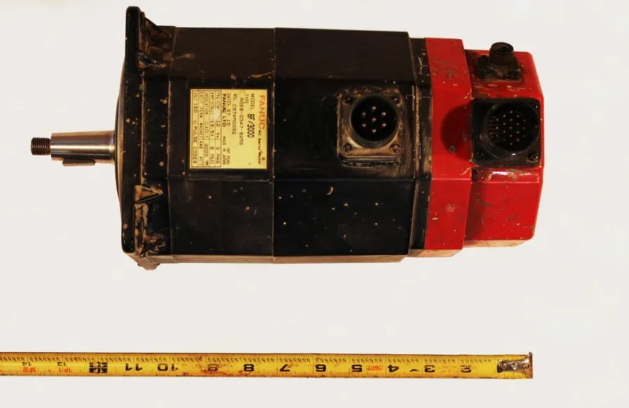 Серводвигатель FANUC AC SERVO MOTOR A06B-0347-B256 (NO ENCODER) — фото лота 2
