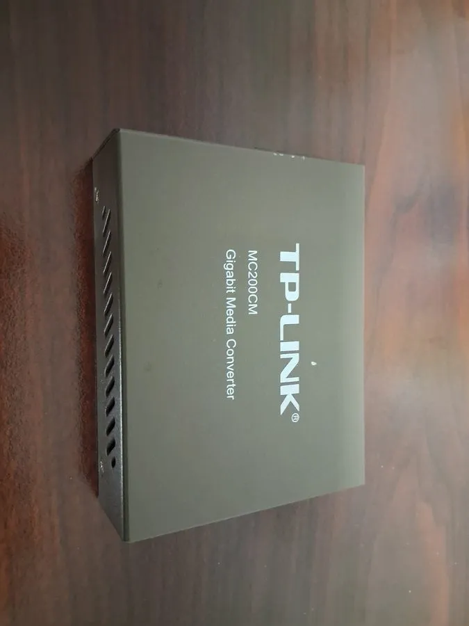 Медиаконвертер TP-Link MC200CM Gigabit RJ45 to Gigabit Multi-Mode SC Fiber Media