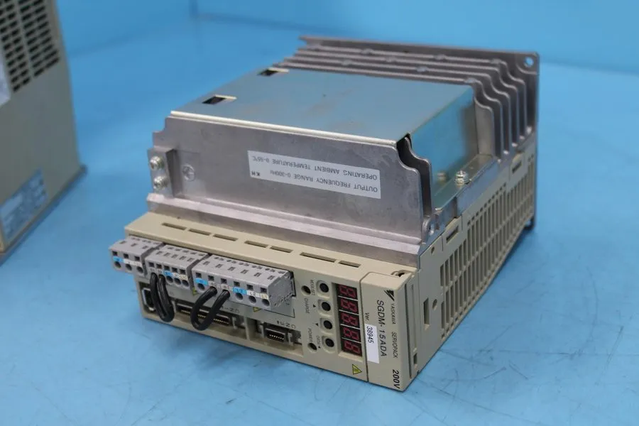 Сервопривод YASKAWA SGDM-15ADA 1.5kW SERVOPACK DRV-I-3828=9E17