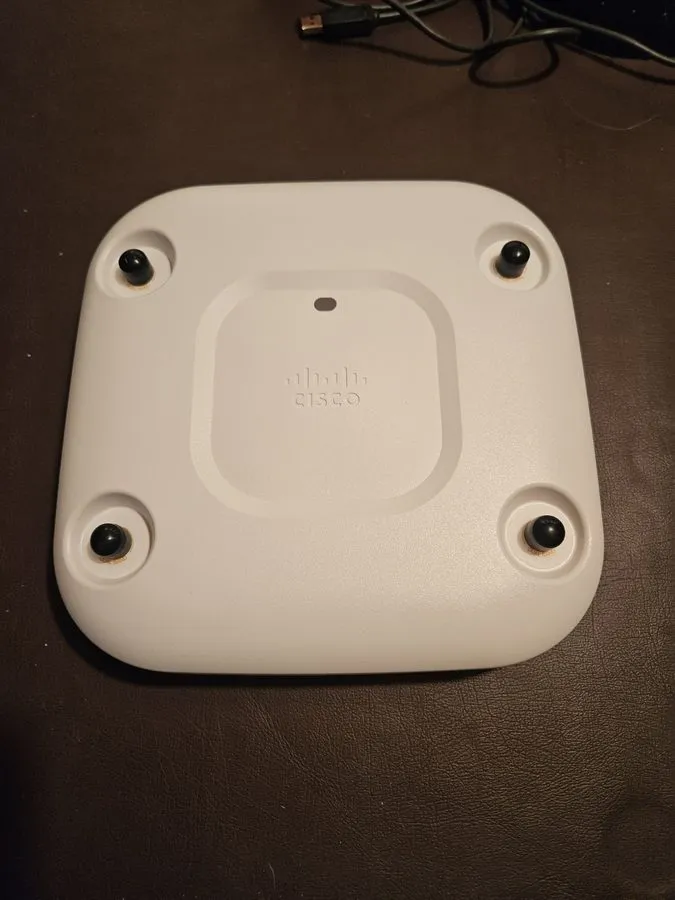Точка доступа Wi-Fi Cisco AIR-CAP2702E-A-K910 Wireless Access Point (Device Only