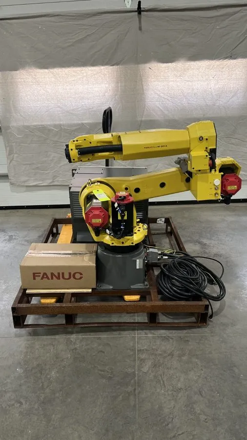 Робот Fanuc Robot M-20iA/20& R30iB+ Controller & 1 Year Fanuc — фото лота 1