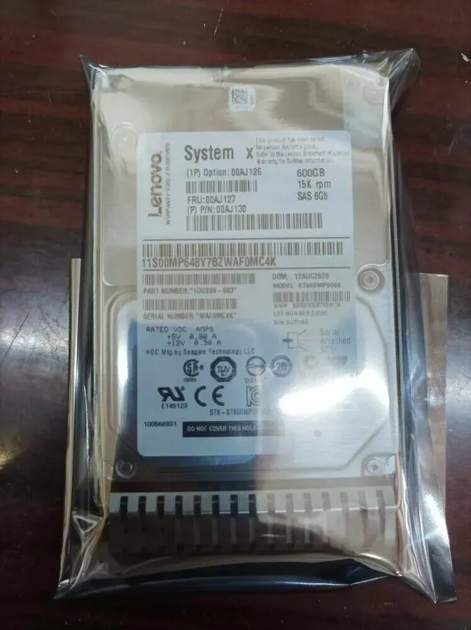 Жёсткий диск Lenovo 00AJ126 00AJ127 600GB 15K 12G 2.5" SAS G3HS X3650 M5 Hard Dr — фото лота 2
