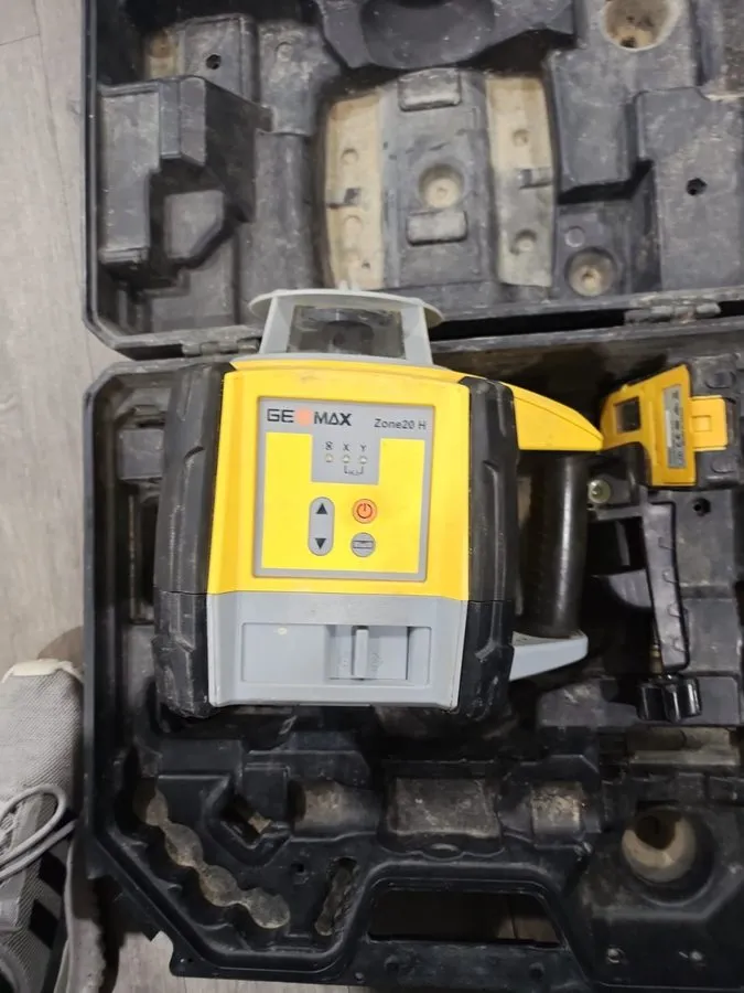 Геодезический прибор GEOMAX Zone20 H Self-leveling Rotary Grade Laser & ZRP105 D — фото лота 2