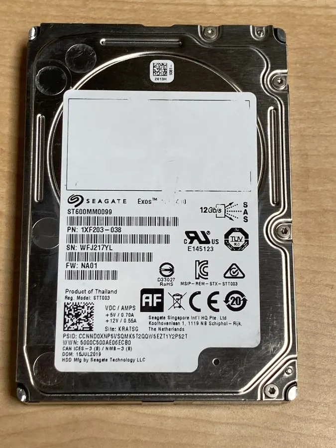 Жёсткий диск Seagate ST600MM0099 600GB 10K RPM 12GB/S SAS 2.5" HDD HARD DRIVE