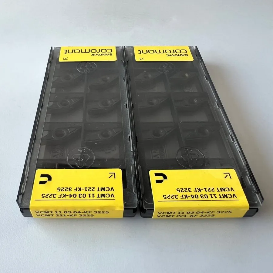 Режущий инструмент Sandvik / VCMT110304-KF 3210 / carbide turning insert