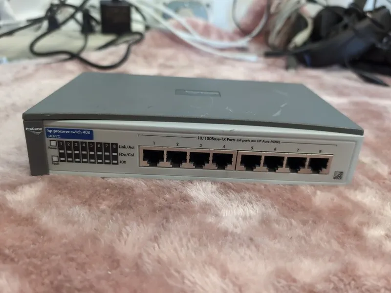 Коммутатор HP PROCURVE SWITCH 408 (J4097C) 8-PORT 10/100 DESKTOP ETHERNET SWITCH