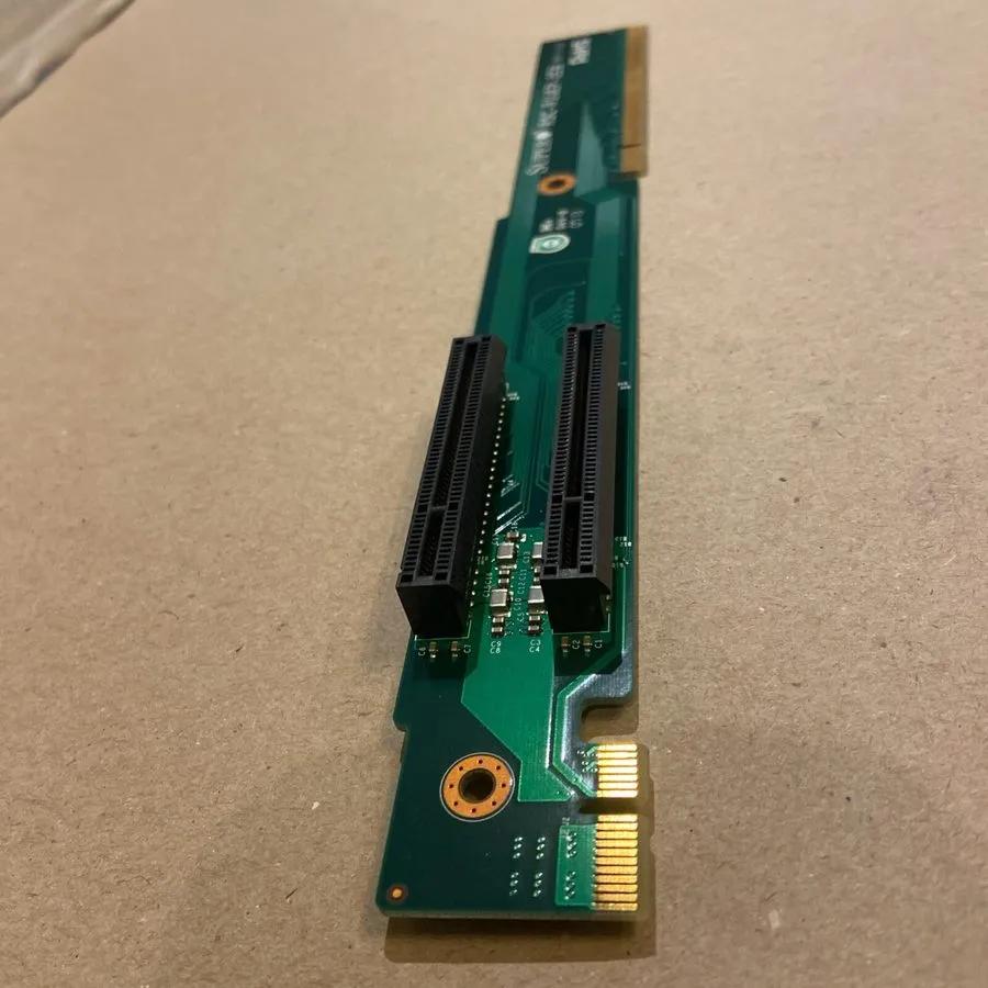 Райзер-плата Supermicro RSC-R1UEP-2E8 Rev. 1.01 Riser Card (T5) — фото лота 2