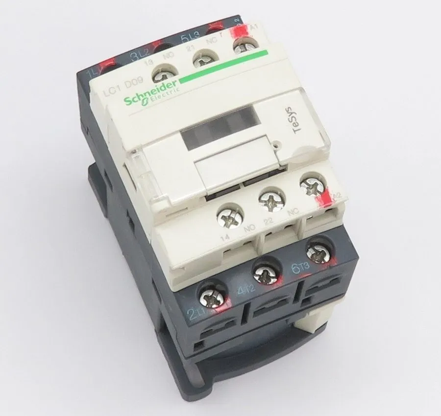 Контактор Schneider Electric LC1D09G7 TeSys Contactor, 3-Pole, 9A Max, 120VAC Co