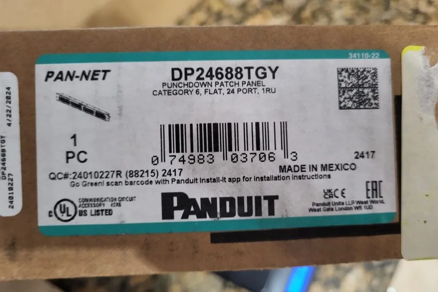 Патч-панель Panduit DP24688TGY Patch Panel, Cat 6, Rack Mt, 24 Port