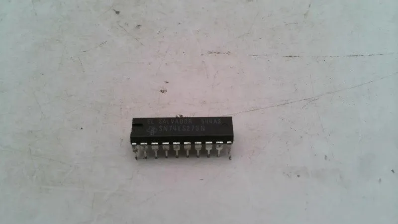 Микросхема SN74LS273N Logic IC DIP20 Texas Instruments