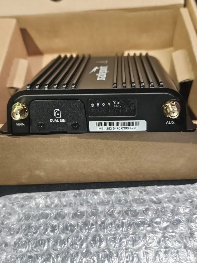 Маршрутизатор Cradlepoint IBR600C-LPE