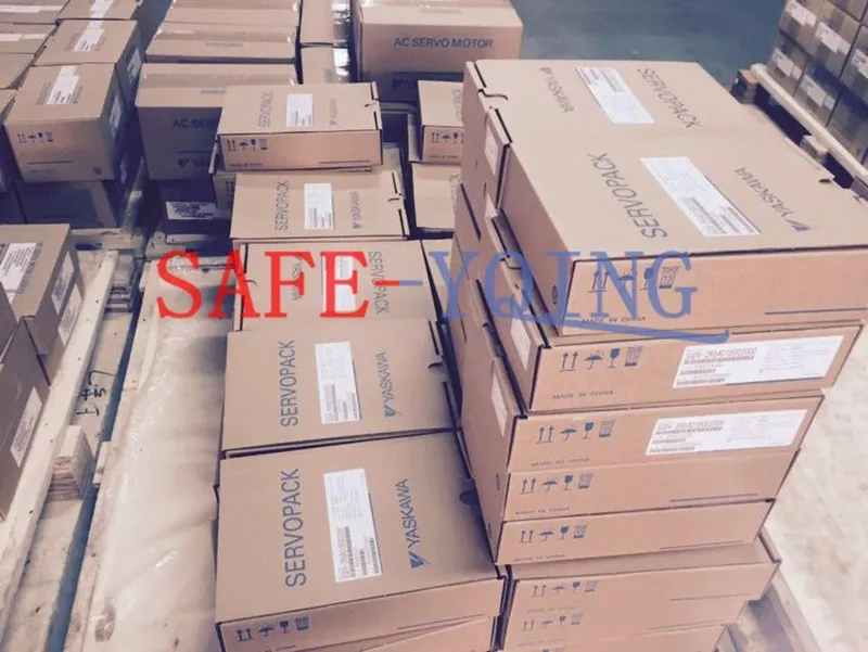Серводвигатель YASKAWA SERVO MOTOR SGMGV-05D3W-YG14