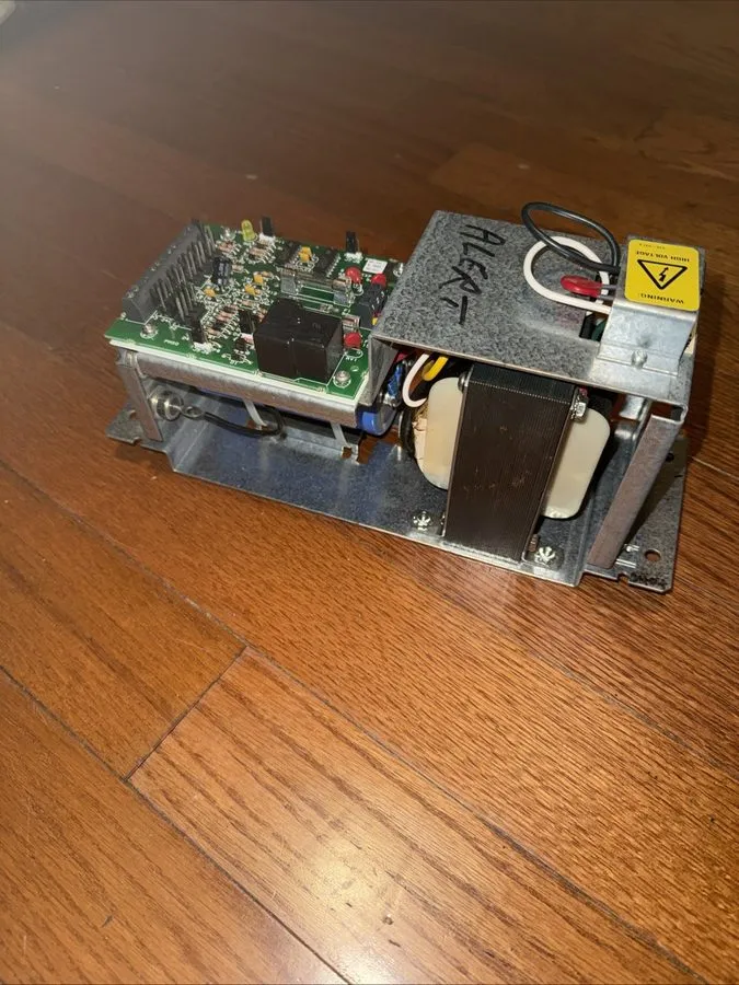 Модуль Simplex 565-070 Power Assembly Fire Alarm Panel Module — фото лота 1