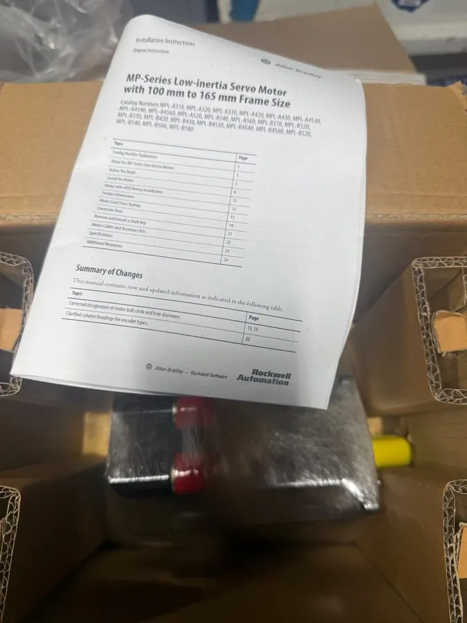 Серводвигатель Allen-Bradley MPL-B430P-MK72AA Servo Motor Spot stocks — фото лота 2