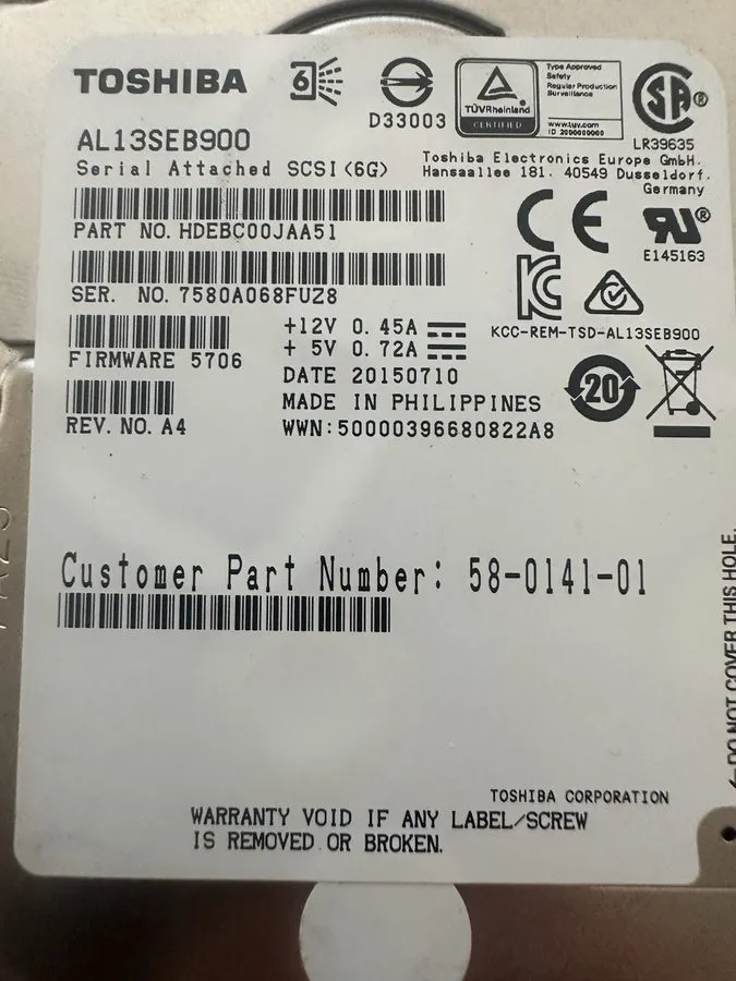 Жёсткий диск UCS-HDD900GI2F106 Cisco 900GB 10K 6Gbps SAS 2.5'' Hard Drive 800-35 — фото лота 1