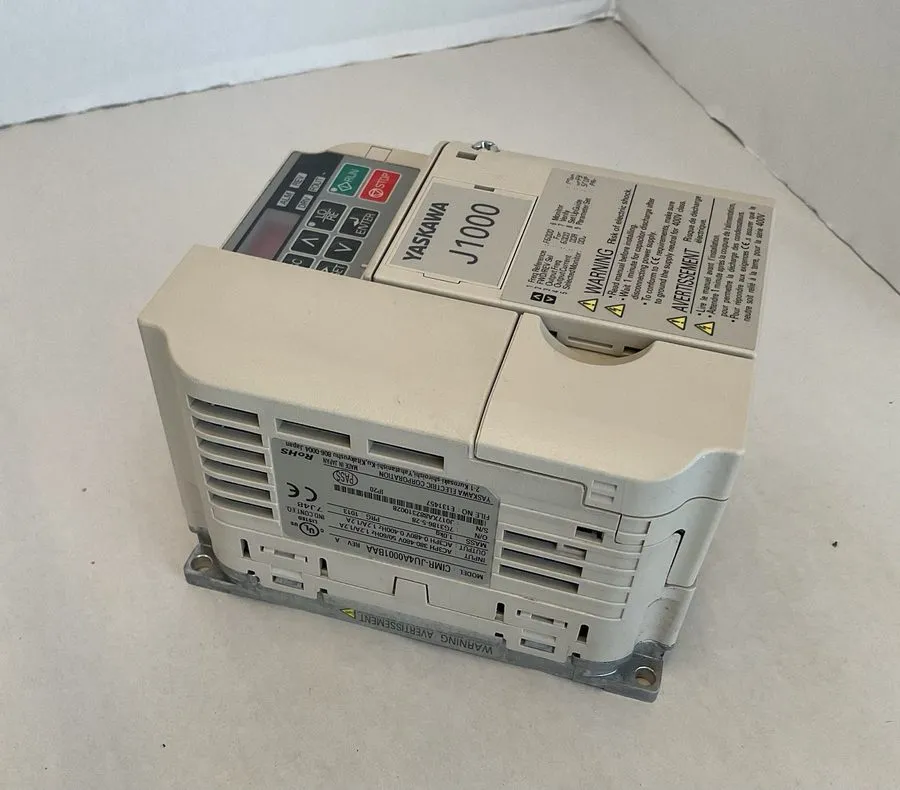 Частотный преобразователь Yaskawa CIMR-JU4A0001BAA J1000 AC Inverter Drive — фото лота 2