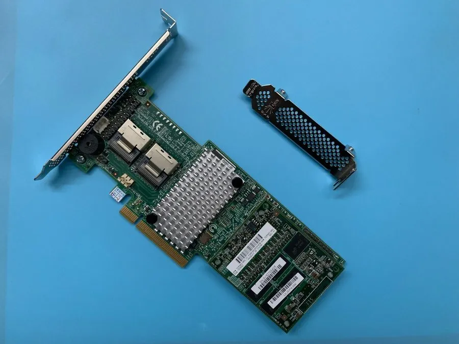 Контроллер 9270-8I LSI Megaraid 8 Port 6Gbps PCIe 3.0 x8 SAS/SATA Raid Controlle
