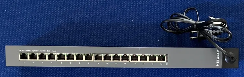 Коммутатор Netgear GSS116E ProSAFE 16-Port Gigabit Network managed Switch