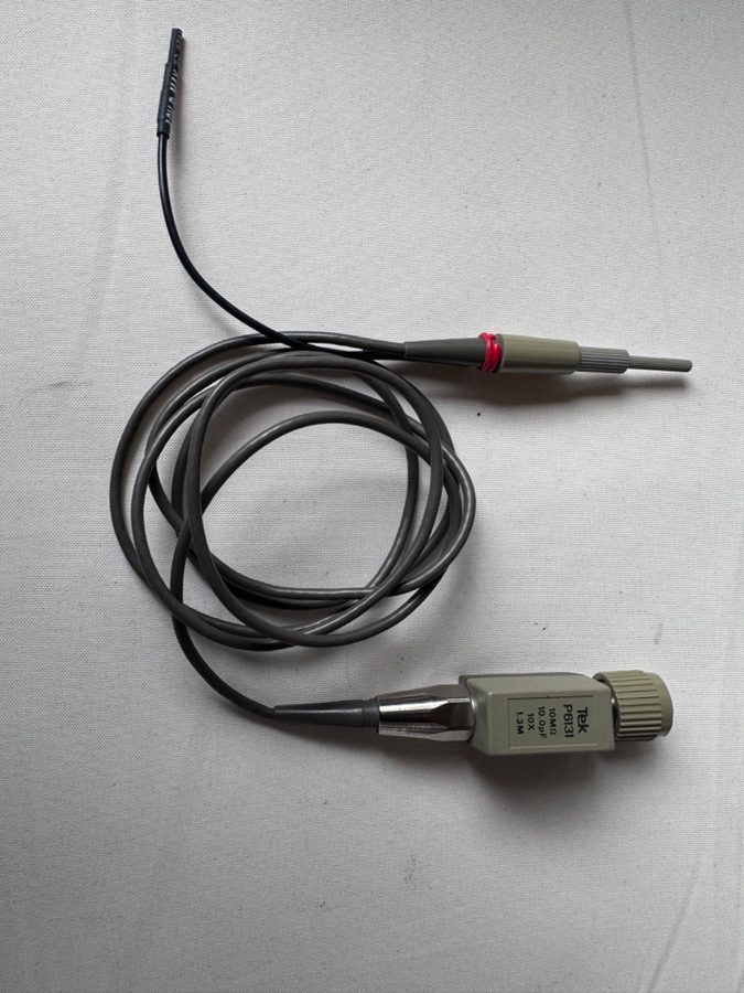 Пробник Tektronix P6131 Passive Scope Probe 300 MHz, 10:1, 10 M-Ohm, 1.3m