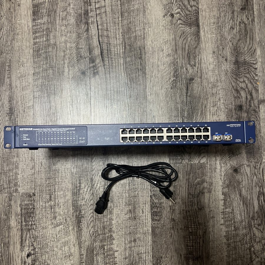 Коммутатор NETGEAR Prosafe GS724TP v2 24 Port Gigabit Managed Switch with PoE