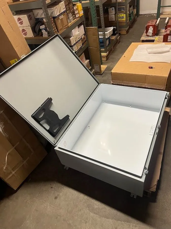 Монтажный шкаф nvent Hoffman A483612LP Control Panel Enclosure
