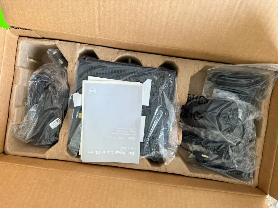 07JC46 Dell Wyse 5020 Thin Client GX-415GA 1.50GHz4GB RAM32GBSSD SUSE LinuxRJ-45