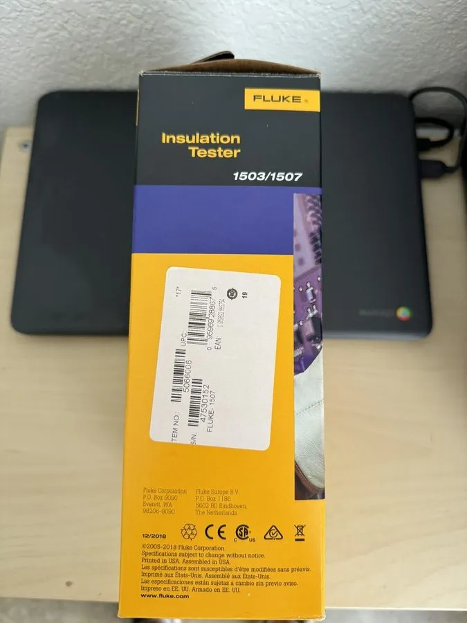 Тестер Fluke 1507 Insulation Resistance Tester Megohmmeter