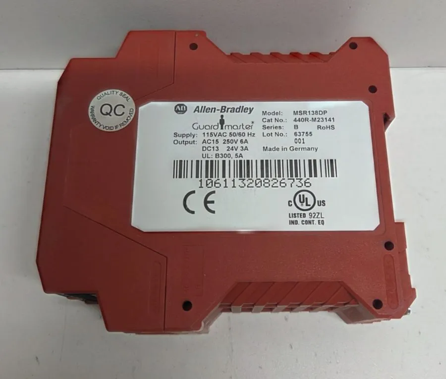 Реле безопасности Allen-Bradley Guardmaster MSR138DP 440R-M23141 Ser. B 115VAC S