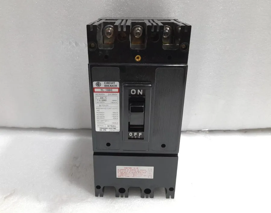 Автоматический выключатель Terasaki Electric TL-100C Circuit Breaker 40A 3Poles 