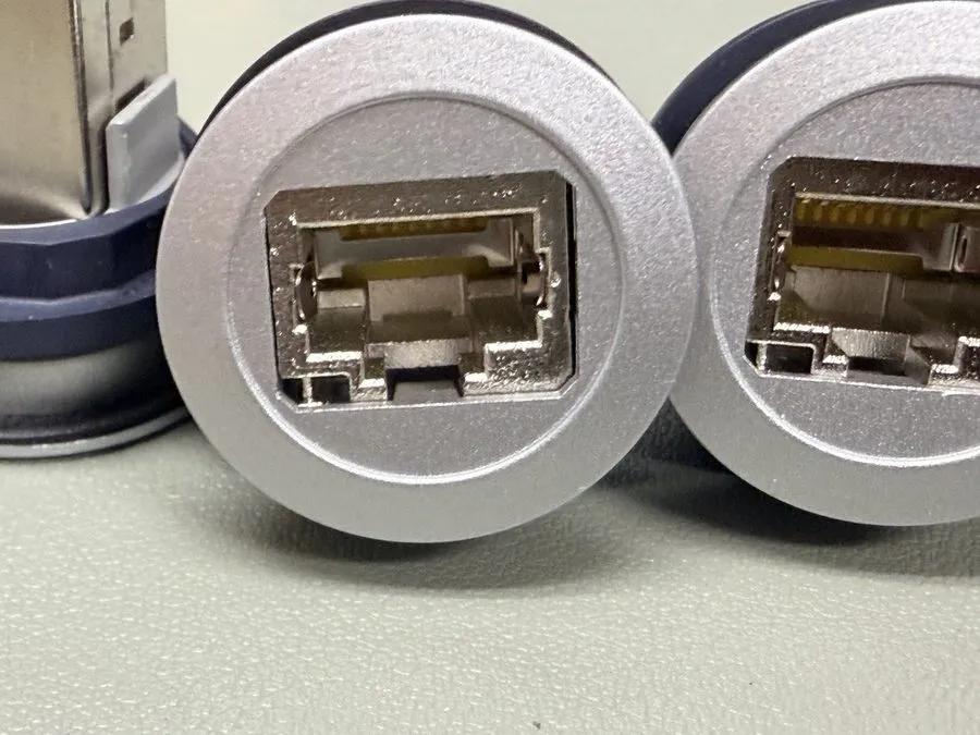 Электронный компонент Harting In-Line Network CouplerRJ-45 CAT 6 silver — фото лота 2
