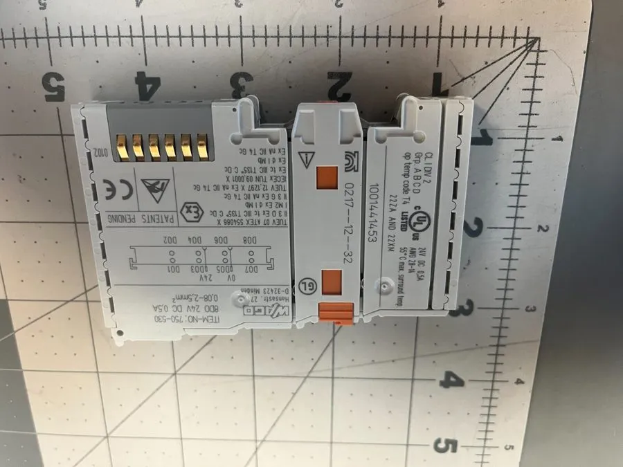 Модуль ввода-вывода WAGO 8-Channel Output Module 24VDC 750-530