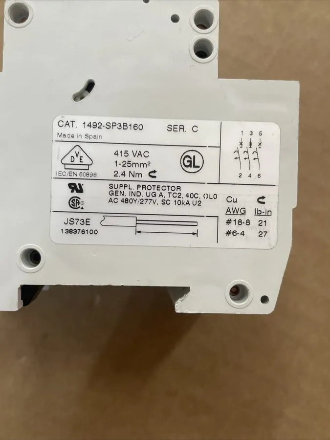 Автоматический выключатель Allen Bradley 1492-SP3B160 Circuit Breaker 480V 16 Am
