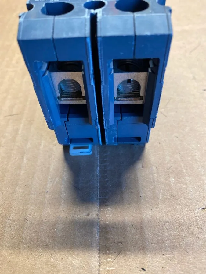 Автоматический выключатель CQD270 Siemens Molded Case Circuit Breaker 2 Pole 70