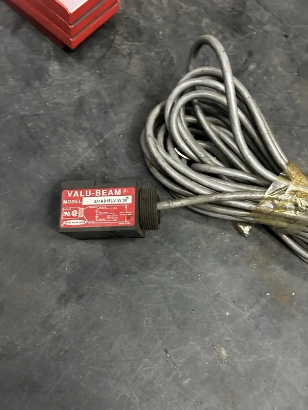Фотоэлектрический датчик Banner SMA915LV 25879 Valu-beam Photoelectric Sensor 12