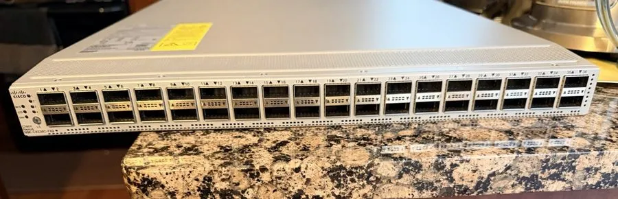 Коммутатор Cisco Original N9K-C9336C-FX2 Nexus 9300 Series