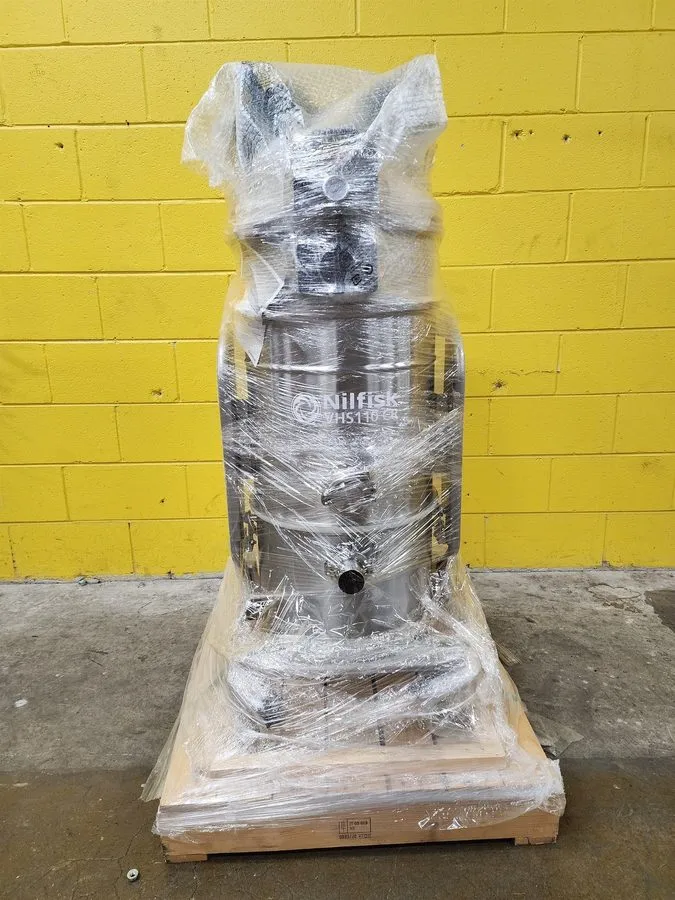 Складское оборудование Nilfisk VHS110N1 CR Wet & Dry Cleanroom Vacuum/Antistatic — фото лота 1
