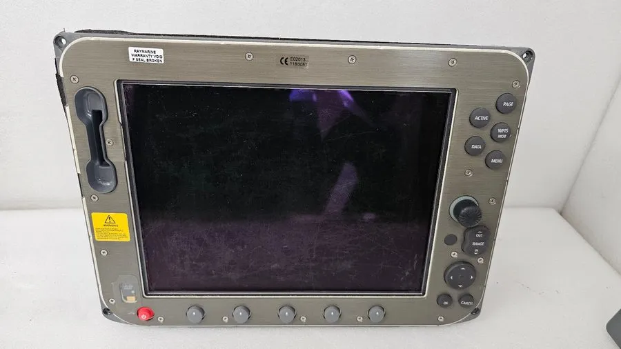 Радар RAYMARINE E120 E02013 GPS CHART PLOTTER FISHFINDER RADAR MFD DISPLAY UNIT