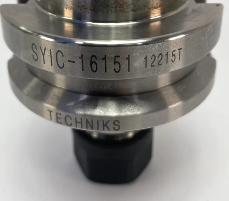 Режущий инструмент BT40 TECHNIKS ER16 COLLET CHUCK TOOL HOLDER 2 1/2 PROJ. SYIC-