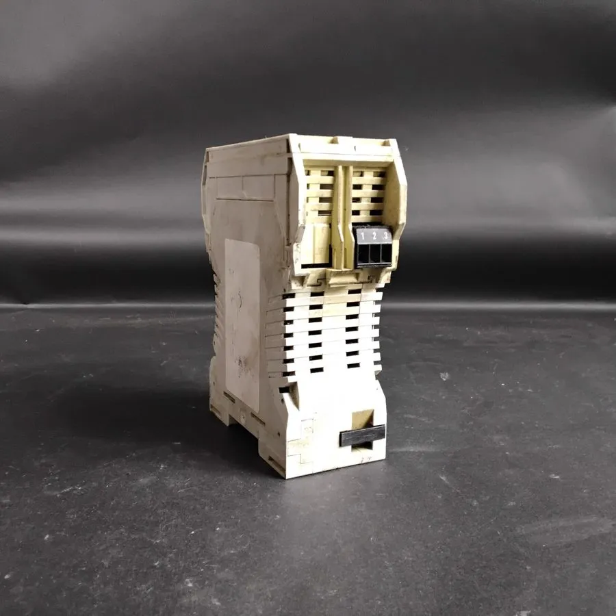 Коммутатор ALLEN BRADLEY 1783-US08T UNMANAGED SWITCH ( )