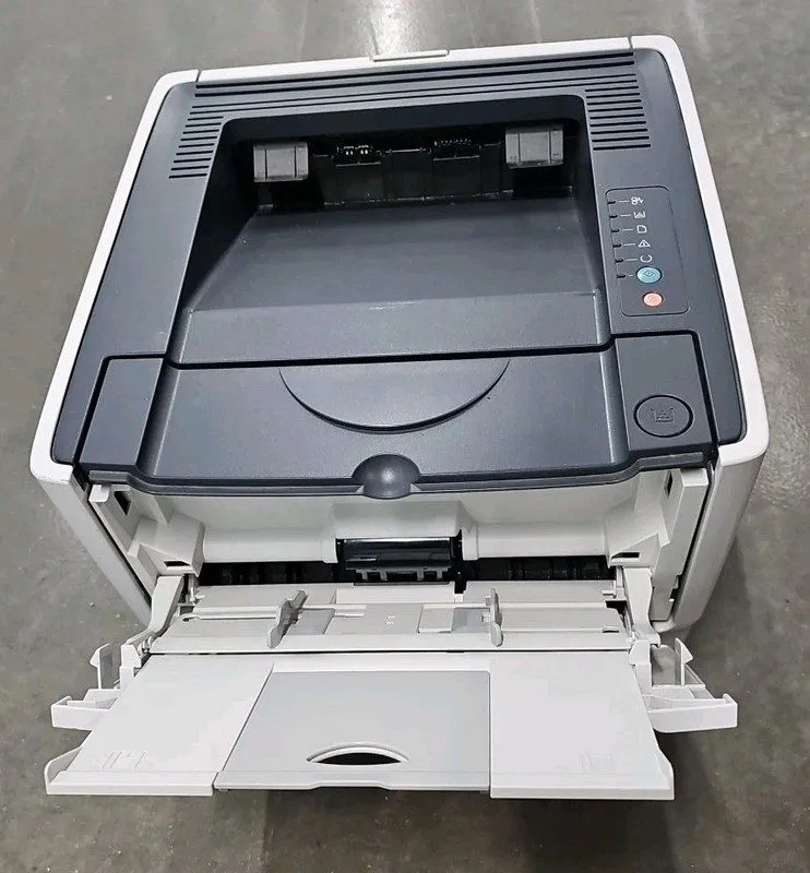 Лазерный принтер HP LaserJet P2015DN Workgroup Laser Printer Duplex 49,857 Pages — фото лота 2