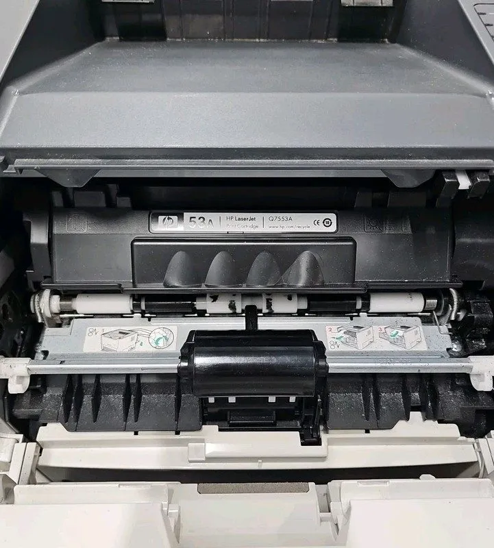 Лазерный принтер HP LaserJet P2015DN Workgroup Laser Printer Duplex 49,857 Pages — фото лота 4