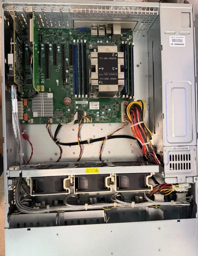 Материнская плата Bluechip / Supermicro Server // Bronze 3204, 32GB RAM, 4x LFF, — фото лота 1