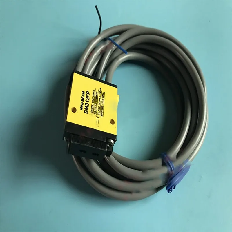 Фотоэлектрический датчик Banner SM312FP Mini-Beam Photoelectric Sensor 10-30V DC