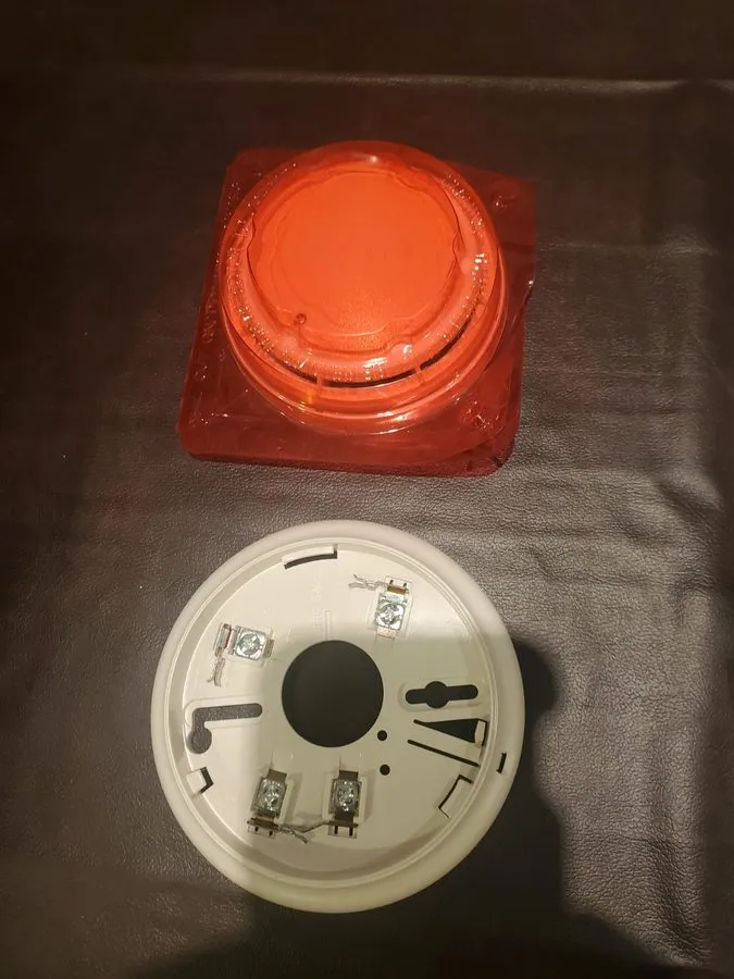Оборудование пожарной сигнализации Simplex 4098-9788 Fire Alarm Base W/ 4098-960 — фото лота 1